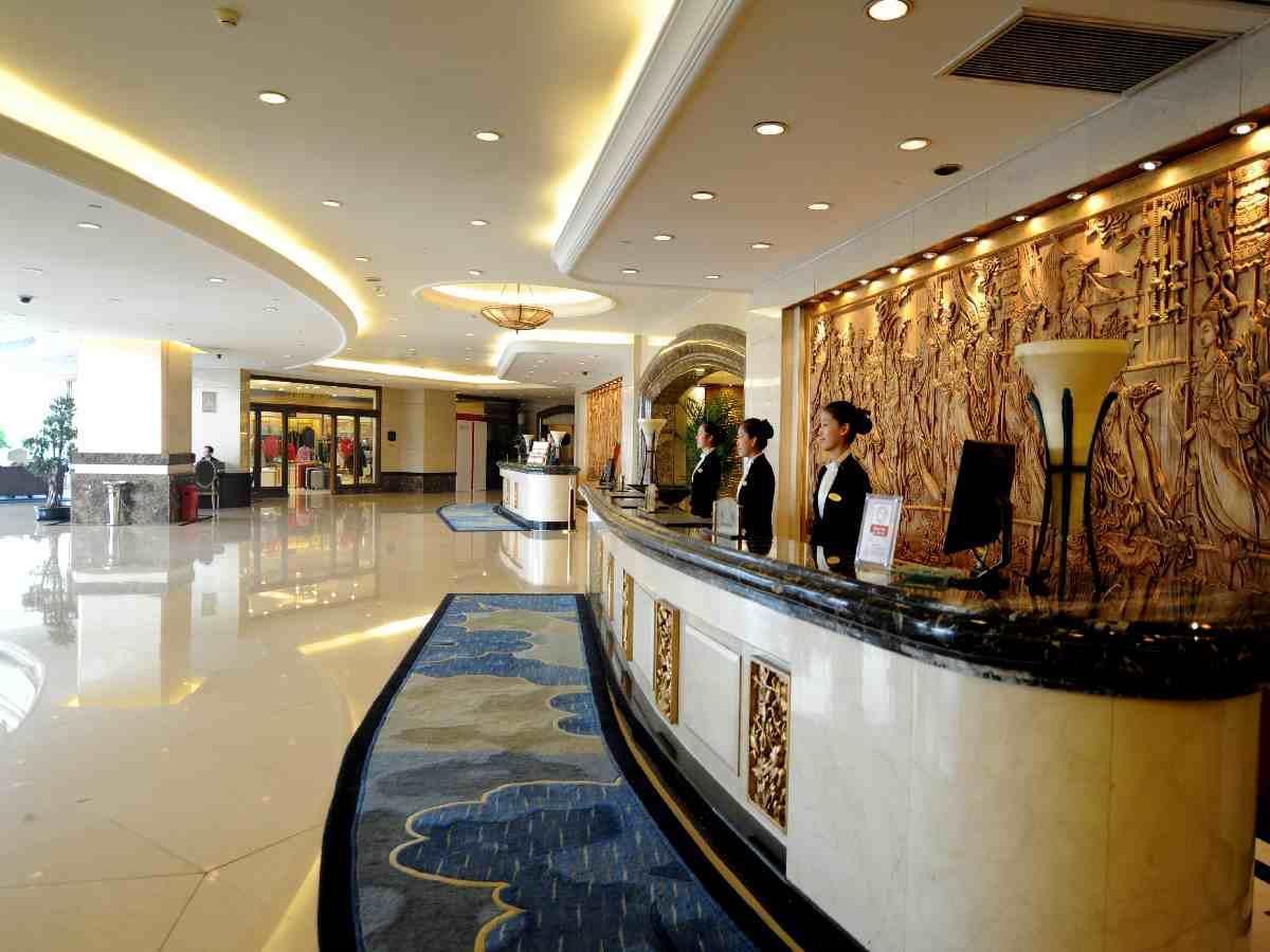 Yun-Zen Jinling World Trade Plaza Hotel Shijiazhuang Exterior photo